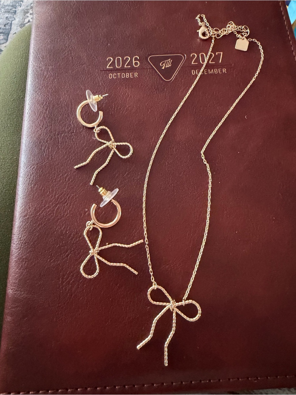 Gold Bow Pendant Necklace and Stud Earrings Set bye Parklane